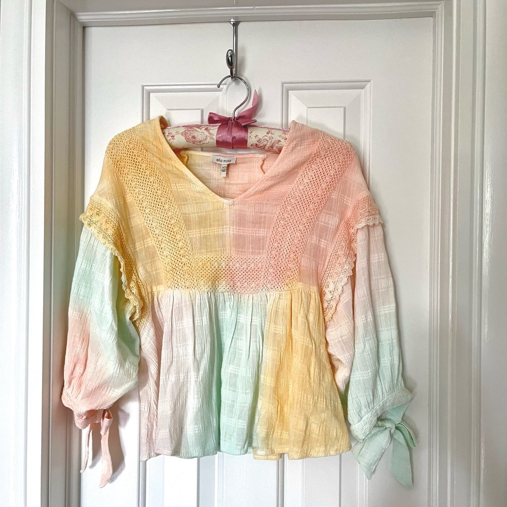Ella moss pastel blouse